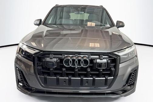 2026 Audi Q7 45 Premium