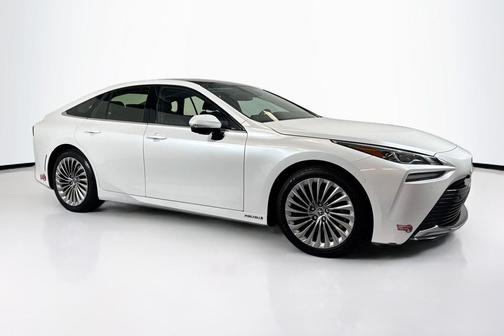 2023 Toyota Mirai Base