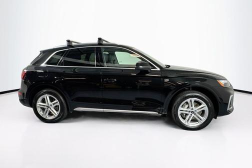 Mythos Black Metallic 2025 Audi Q5 55 S line Premium Plus