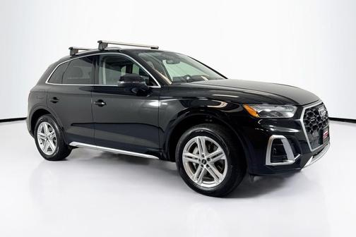 Mythos Black Metallic 2025 Audi Q5 55 S line Premium Plus