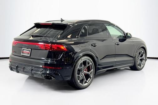 2026 Audi RS Q8 4.0T