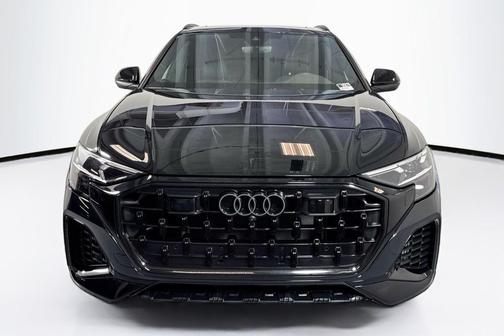 Mythos Black Metallic 2025 Audi Q8 55 Premium