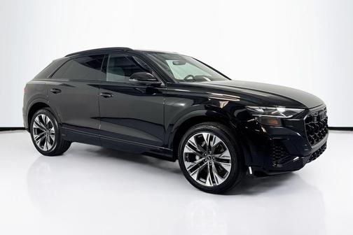 Mythos Black Metallic 2025 Audi Q8 55 Premium