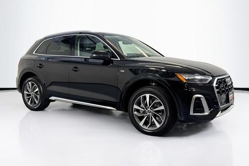 Mythos Black Metallic 2022 Audi Q5 45 S line Premium