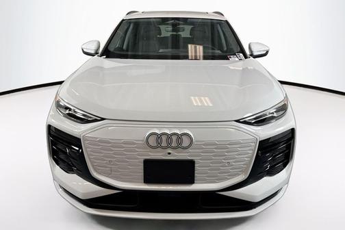 2025 Audi Q6 e-tron Premium