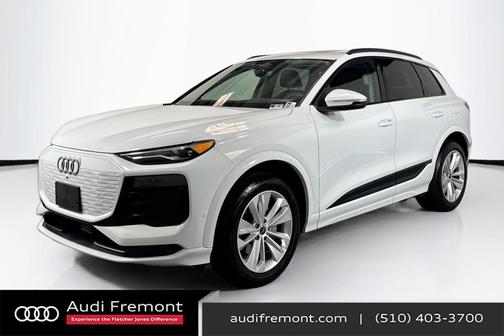 2025 Audi Q6 e-tron Premium