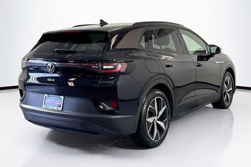 Deep Black Pearl 2023 Volkswagen ID.4 S