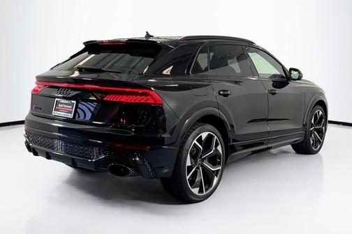 2024 Audi RS Q8 4.0T
