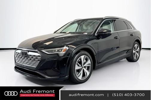 2024 Audi Q8 e-tron Premium Plus