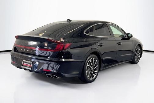 2022 Hyundai SONATA Limited