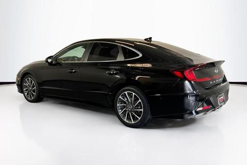 2022 Hyundai SONATA Limited