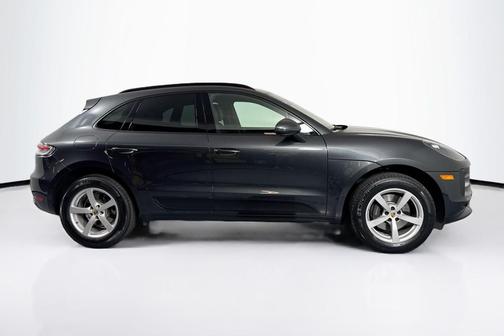 2020 Porsche Macan Base (PDK)