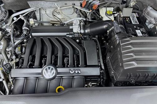 2021 Volkswagen Atlas 3.6L SE w/Technology