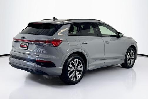 2025 Audi Q4 e-tron Premium 45 quattro