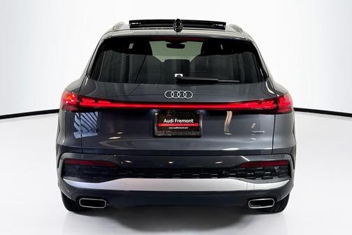 2025 Audi Q5 Prestige TFSI quattro S tronic