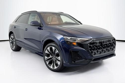 2025 Audi Q8 55 Premium