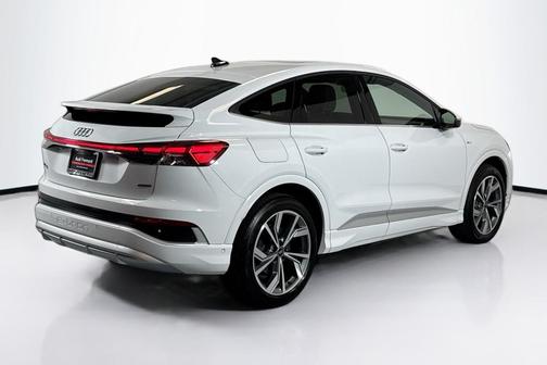 2024 Audi Q4 e-tron Sportback Premium Plus 55 quattro