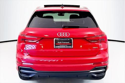 2022 Audi Q3 45 S line Premium