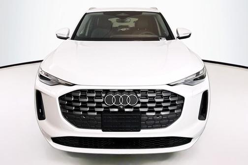 2025 Audi Q5 Premium