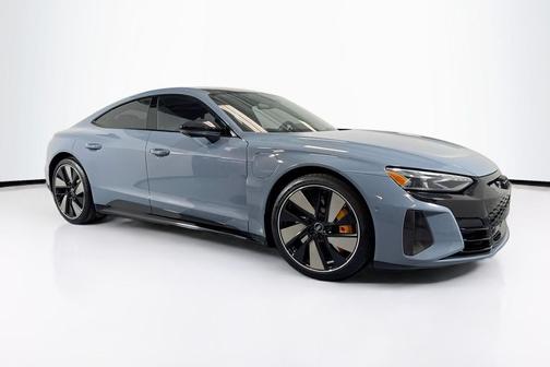 2022 Audi RS e-tron GT quattro