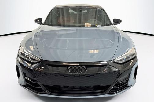 2022 Audi RS e-tron GT quattro