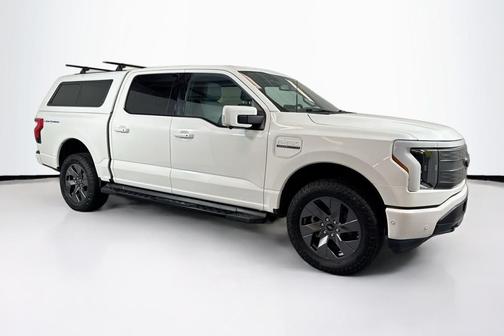 2023 Ford F-150 Lightning LARIAT