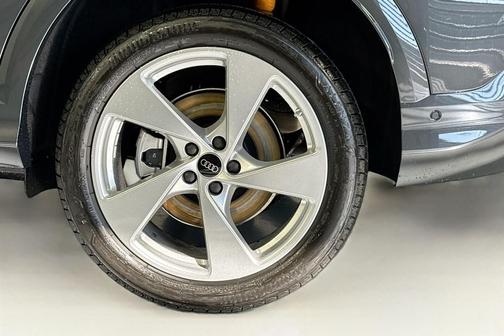 2025 Audi Q5 Premium Plus TFSI quattro S tronic