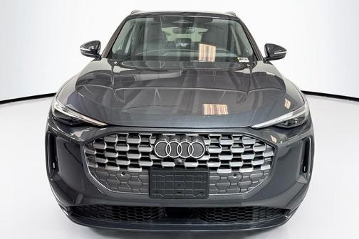 2025 Audi Q5 Premium TFSI quattro S tronic