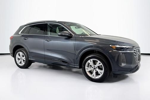 2025 Audi Q5 Premium TFSI quattro S tronic