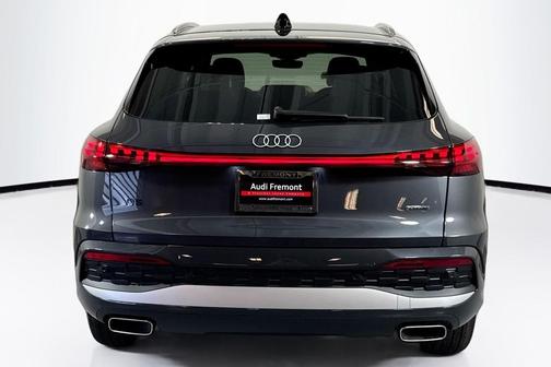 2025 Audi Q5 Premium TFSI quattro S tronic