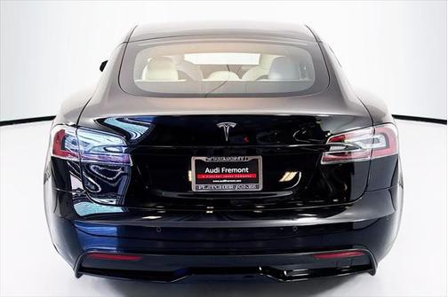 2022 Tesla Model S Dual Motor All-Wheel Drive