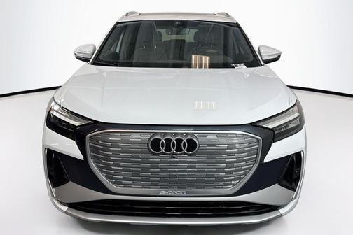 2024 Audi Q4 e-tron Premium Plus 55 quattro