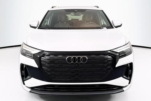 2025 Audi Q4 e-tron Premium Plus 55 quattro