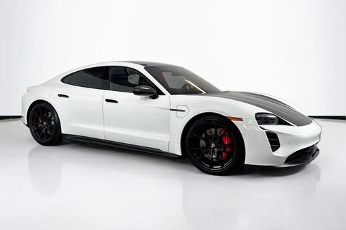 2023 Porsche Taycan GTS
