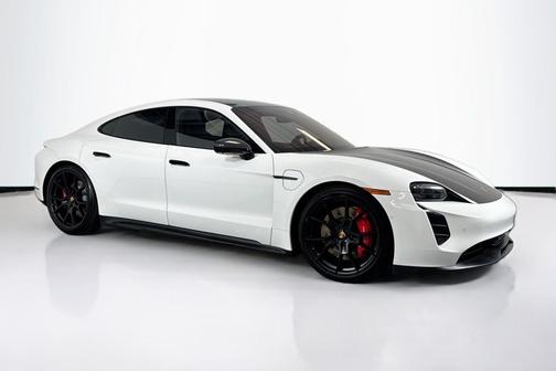 2023 Porsche Taycan GTS