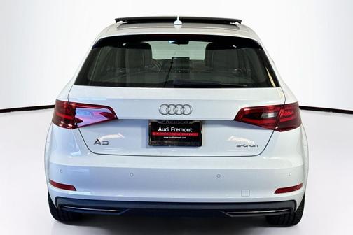 2016 Audi A3 e-tron 1.4T Premium