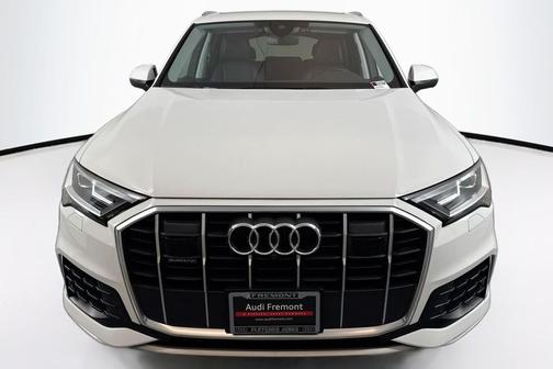 2023 Audi Q7 55 Premium