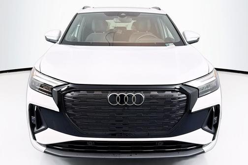 2025 Audi Q4 e-tron Premium Plus 55 quattro