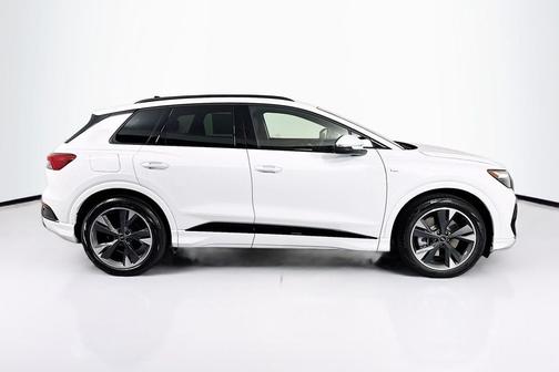 2025 Audi Q4 e-tron Premium Plus 55 quattro