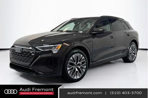 2024 Audi Q8 e-tron Prestige