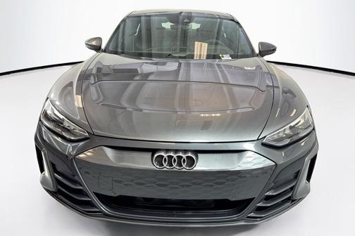 2023 Audi e-tron GT Premium Plus quattro