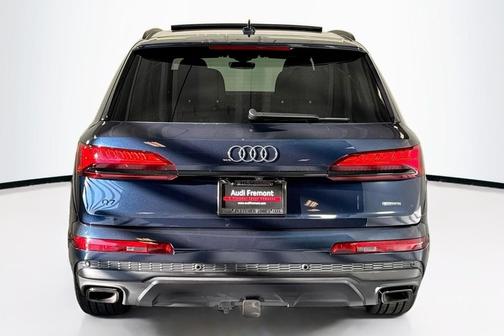 2025 Audi Q7 45 Premium