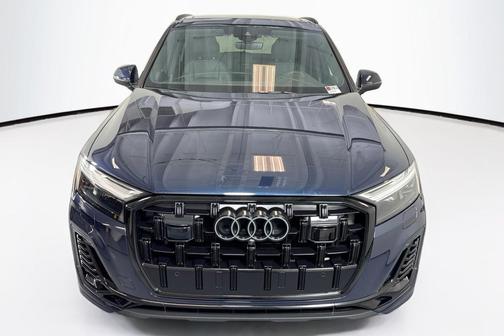 2025 Audi Q7 45 Premium