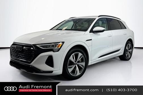 2024 Audi Q8 e-tron Premium