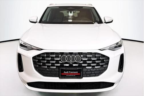 2025 Audi Q5 Premium
