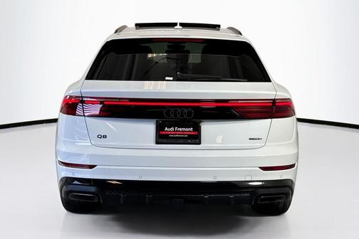 2026 Audi Q8 55 Premium Plus