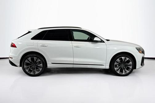 2026 Audi Q8 55 Premium Plus