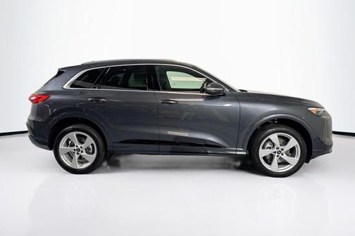 2025 Audi Q5 Premium Plus TFSI quattro S tronic