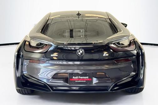 2015 BMW i8