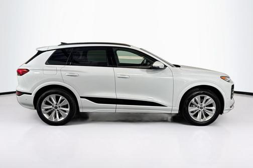 2025 Audi Q6 e-tron Premium